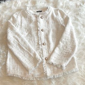 Super pretty white Chanel type material blazer! Size small